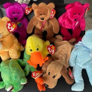 Beanie babies with Ty tags. 17 in total. Great condition. bundle for $200.00